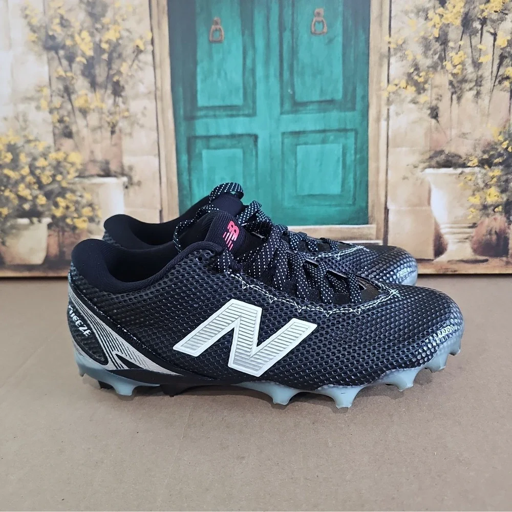New Balance FreezeLX V5 Low Lacrosse Cleats Sneakers Men's 7 Women's 8.5
